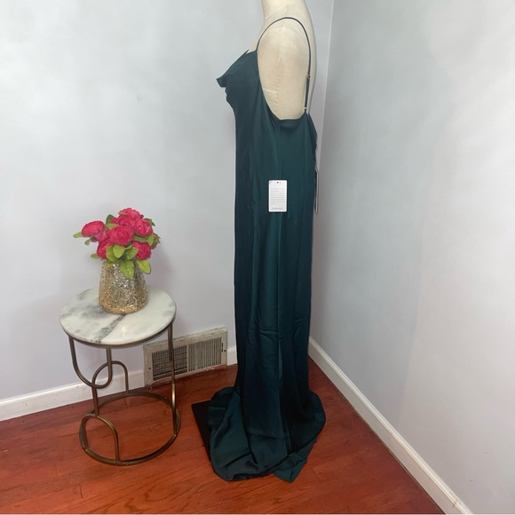 # Shona Joy Emerald Cowl Neck Satin Gown- New With Tag- Size 12 - Reemoly - Picture 9 of 14